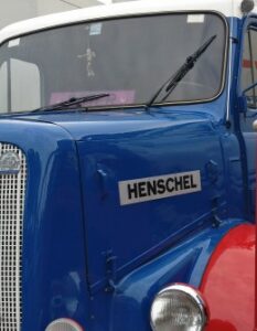 Henschel H 122