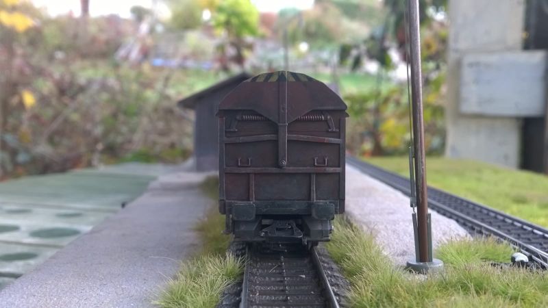 Märklin 44600 Schwenkdachwagen Taems 890 der DB AG mit der Betriebsnummer 31 80 085 1 306-7, Aufschrift Tonerde / Argille