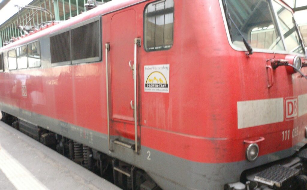 Baureihe 111 082 im Hbf Stuttgart am 01.01.2019