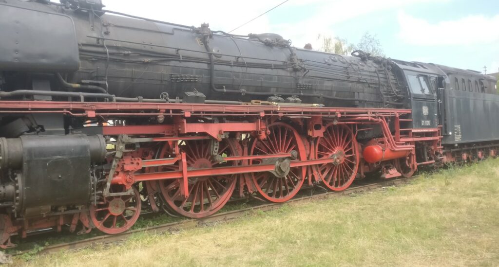 Dampflok der Baureihe 01 1100 (auch 012 100) auf dem Bundesbahn-Sommerfest am 22.06.2019 im DB-Museum in Koblenz.