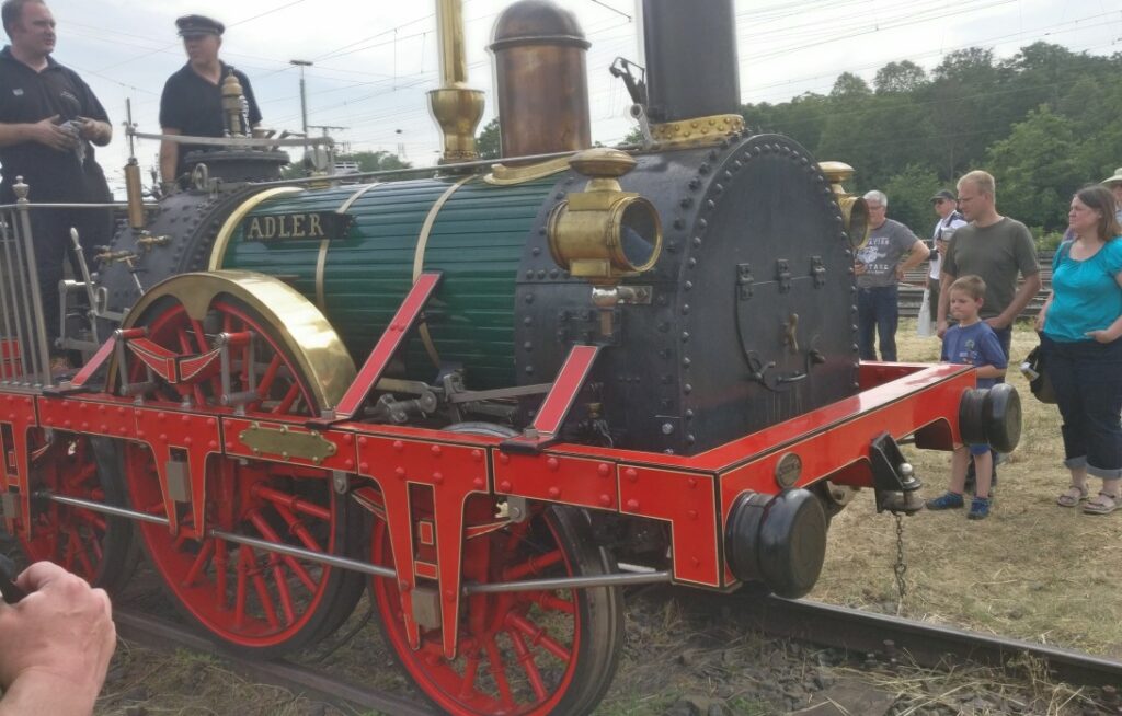 Die Lokomotive "Adler" als Nachbau aus dem Jahr 2007 auf dem Bundesbahn-Sommerfest am 22.06.2019 im DB-Museum in Koblenz.