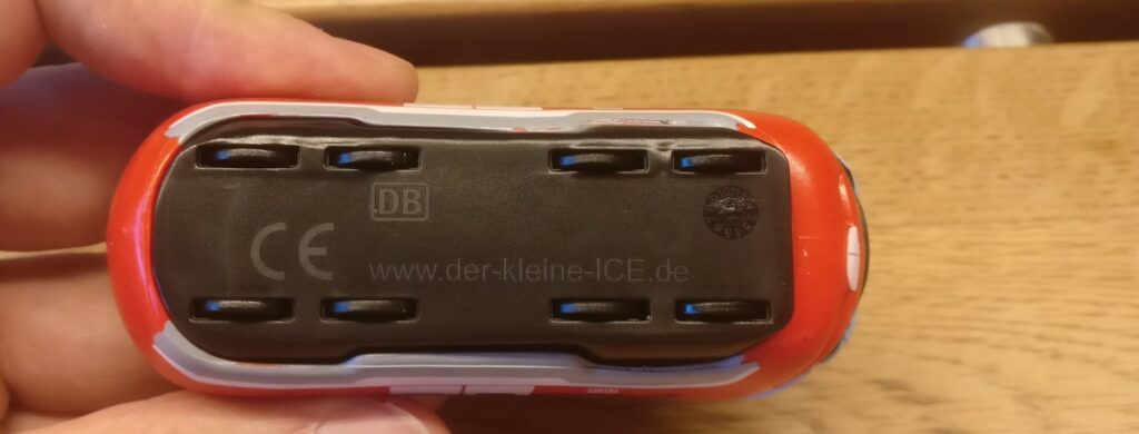 "Robbi Regio" aus der Serie "Der kleine ICE" der DB.