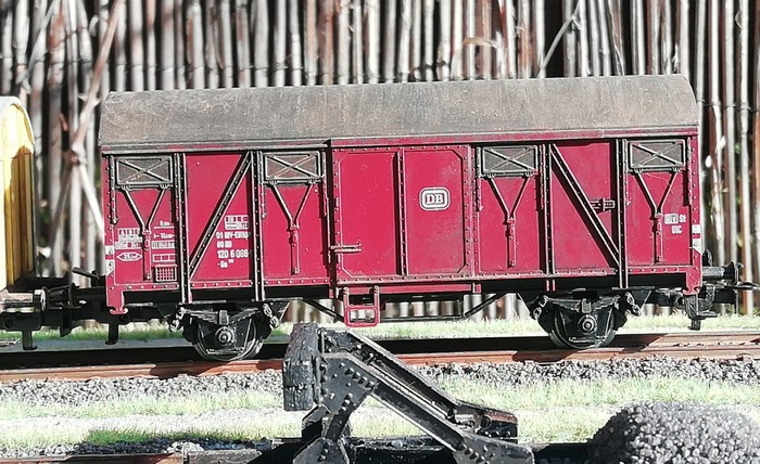 "Braune Güterwagen kann man nie genug haben": der Märklin 4410 Gedeckter Güterwagen, Wagennummer 91 RIV EUROP 80 DB 120 6 086-1, Bauart GS 210 der DB ist einer davon.