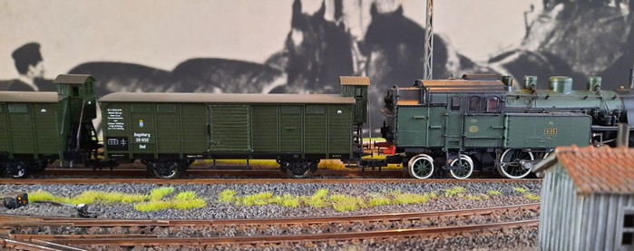 Die bayrische Pt 3/6 "6105" (Rivarossi 1361) auf Doncolors Rangier-Modul.