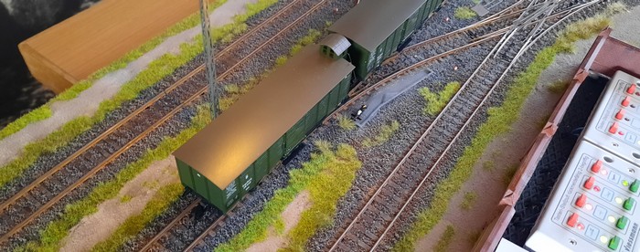 Mehrere Trix 23959 gedeckte bayrische Güterwagen Bauart Gml Betriebsnummer "39652"