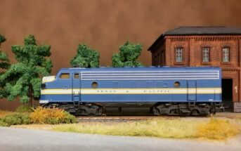 Für meine einsame B-Unit: Märklin 3481 US-Diesellok EMD F7 "Texas & Pacific", 2x A-Unit