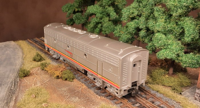 Meine Märklin 4063 F7 "Santa Fe" B-Unit von schräg oben.