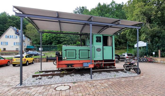 Die Gmeinder Diesel-Rangierlok à la Kö-Rangierlokomotive 3504 aus dem Jahr 1956 im Bahnhof Busenberg-Schindhard