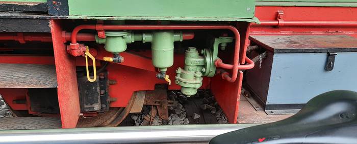 Die Gmeinder Diesel-Rangierlok à la Kö-Rangierlokomotive 3504 aus dem Jahr 1956 im Bahnhof Busenberg-Schindhard