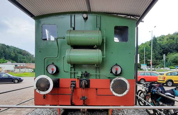 Die Gmeinder Diesel-Rangierlok à la Kö-Rangierlokomotive 3504 aus dem Jahr 1956 im Bahnhof Busenberg-Schindhard