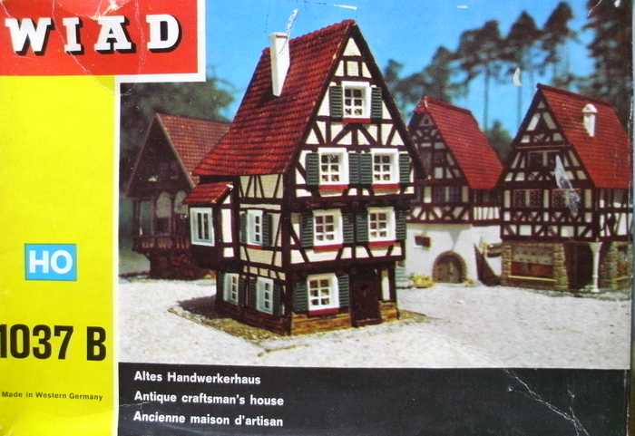 Der Bausatz WIAD 1037B: ein "mittelalterliches Handwerkerhaus" (1952 bis ca. 1972/73) (Foto: Honischer)