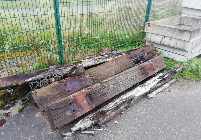Einige Schwellen der früheren Elsavatalbahn. Jetzt könnte man ins Träumen kommen - oder wehmütig werden.