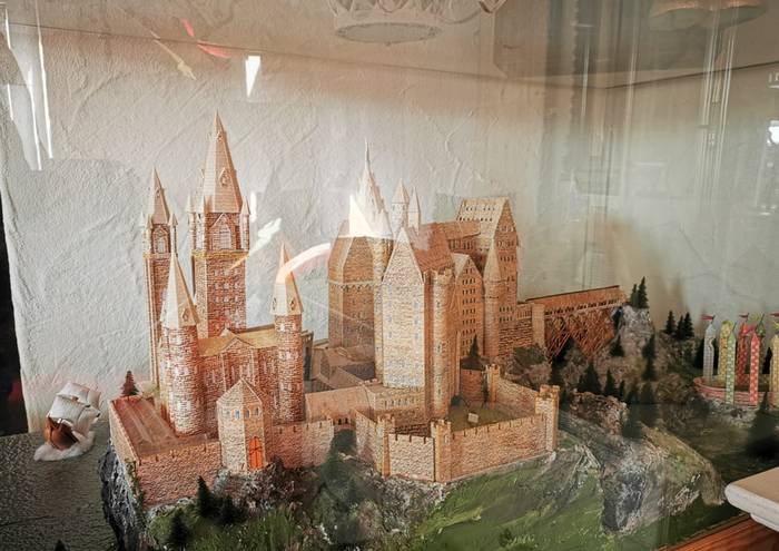 Hier nochmal das Diorama Hogwarts samt Hogwartsbrücke. (Foto: Karl Heinz)