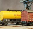 Roco 25038 / 02320B Kesselwagen Shell der DB, Betriebsnummer 572 509