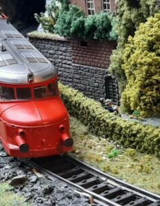 Märklin 37869 / 3605 Triebwagen Serie RCe 2/4, "Roter Pfeil" der SBB (Foto: Kalle)