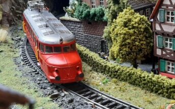 Märklin 37869 / 3605 Triebwagen Serie RCe 2/4, "Roter Pfeil" der SBB (Foto: Kalle)