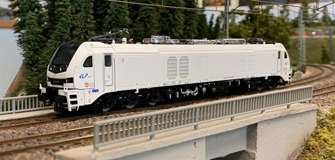 Sudexpress S1592071: Stadler Dual-Mode Lok 159 207-0 der ELP / Eurolokpool GmbH (Foto: Tobi)