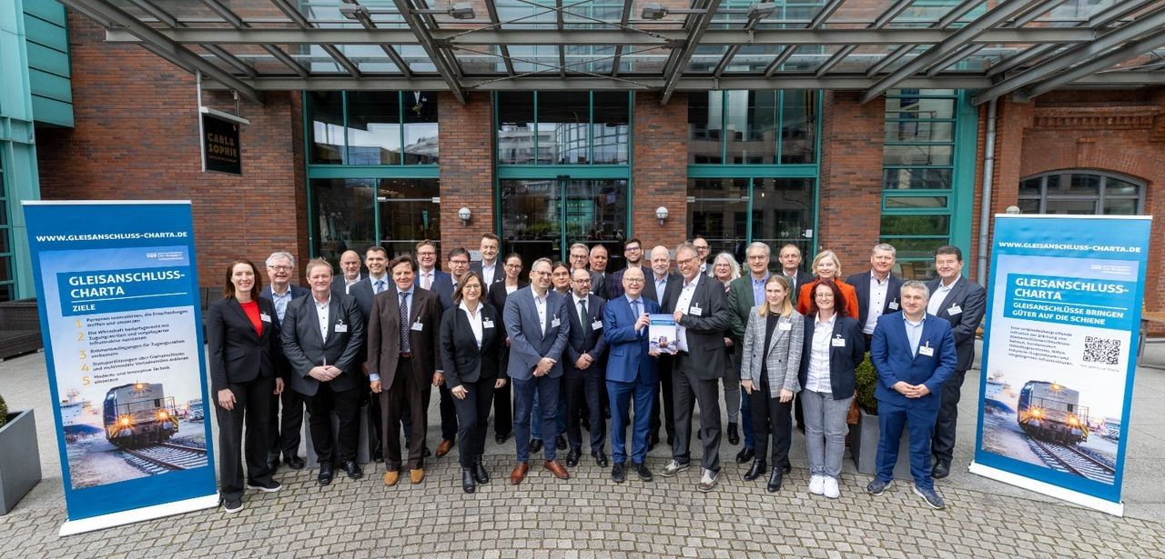 Gleisanschluss-Charta 2024: Stärkung des Schienengüterverkehrs durch Ausbau und (Foto: VDV/BME/Tanja Marotzke)