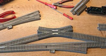 Eine Hosenträgerweiche in H0 für Trix