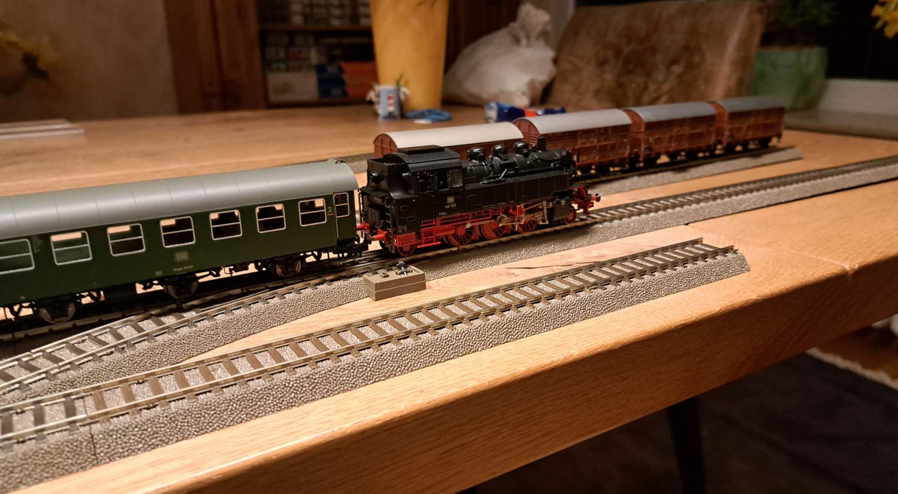 Nach rechts raus ist noch Platz im Endbahnhof.